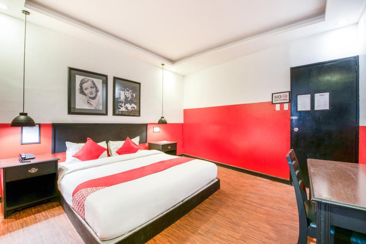Oyo 432 Diamondwood Hotel 安吉利斯 外观 照片