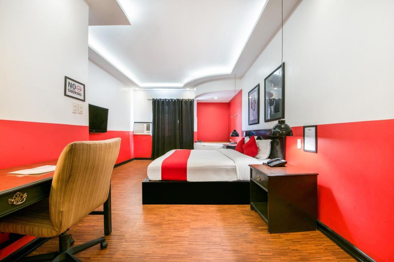 Oyo 432 Diamondwood Hotel 安吉利斯 外观 照片