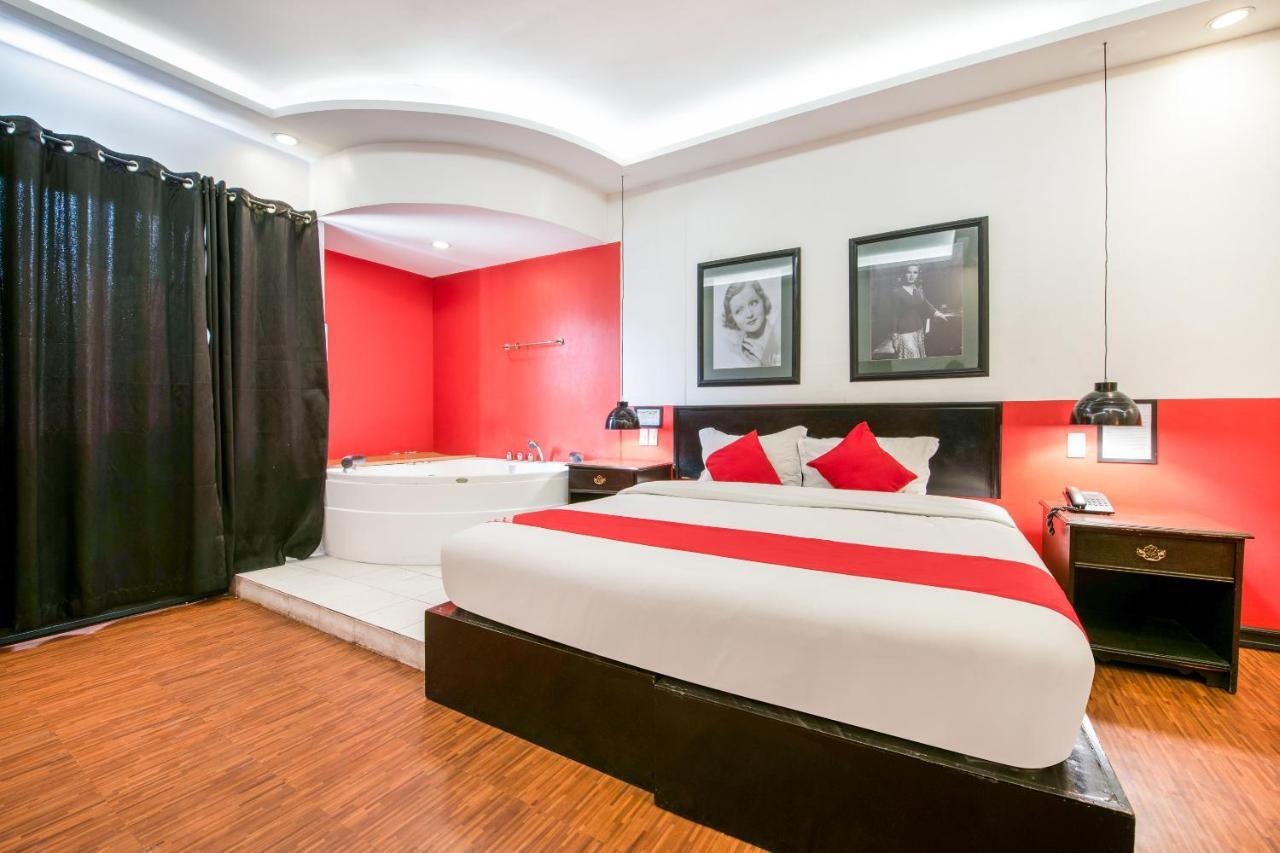 Oyo 432 Diamondwood Hotel 安吉利斯 外观 照片