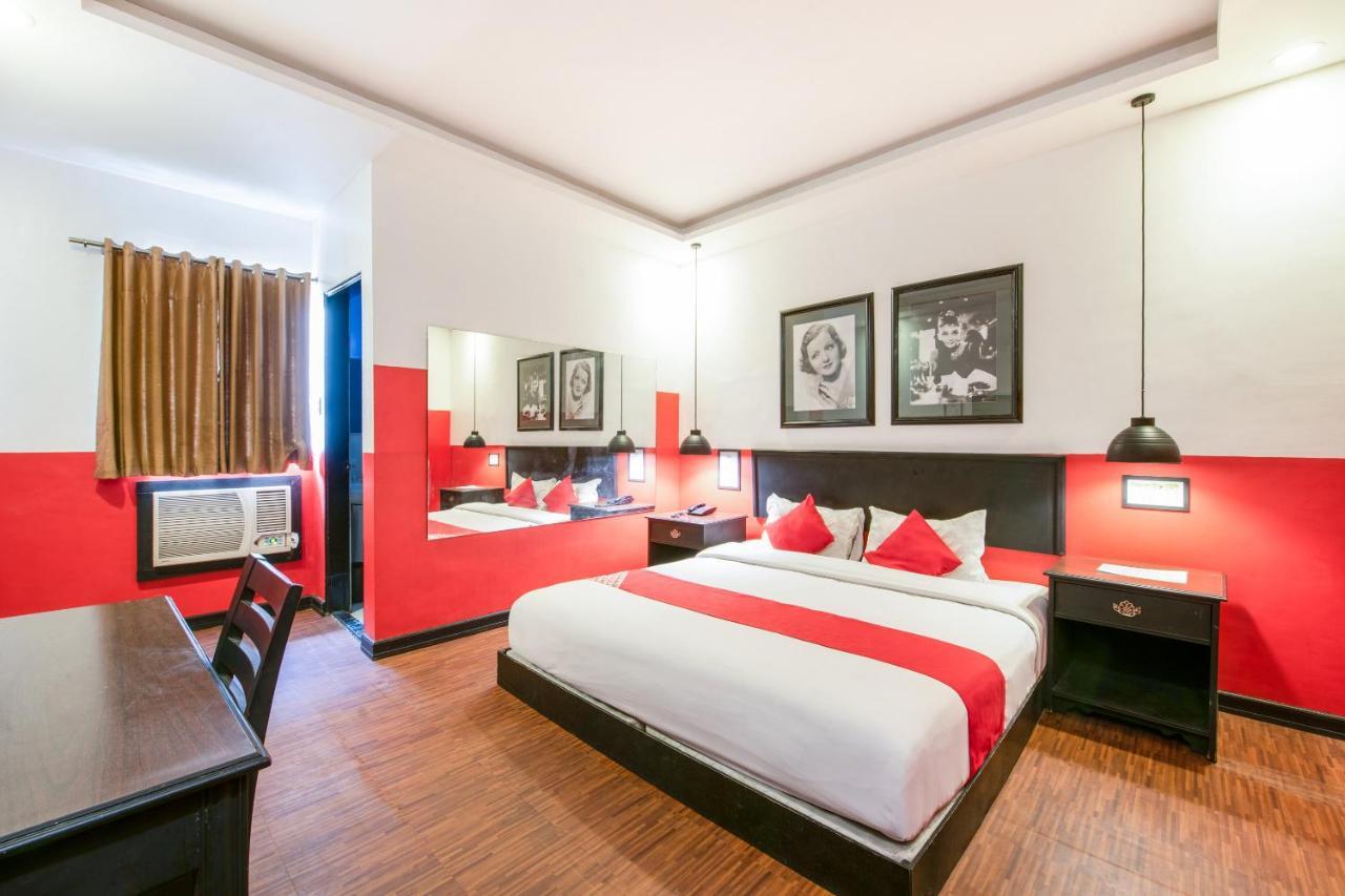 Oyo 432 Diamondwood Hotel 安吉利斯 外观 照片