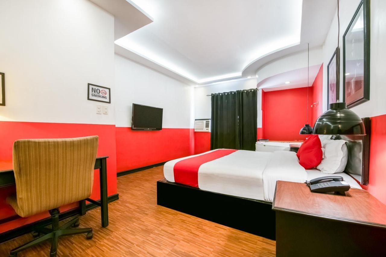 Oyo 432 Diamondwood Hotel 安吉利斯 外观 照片