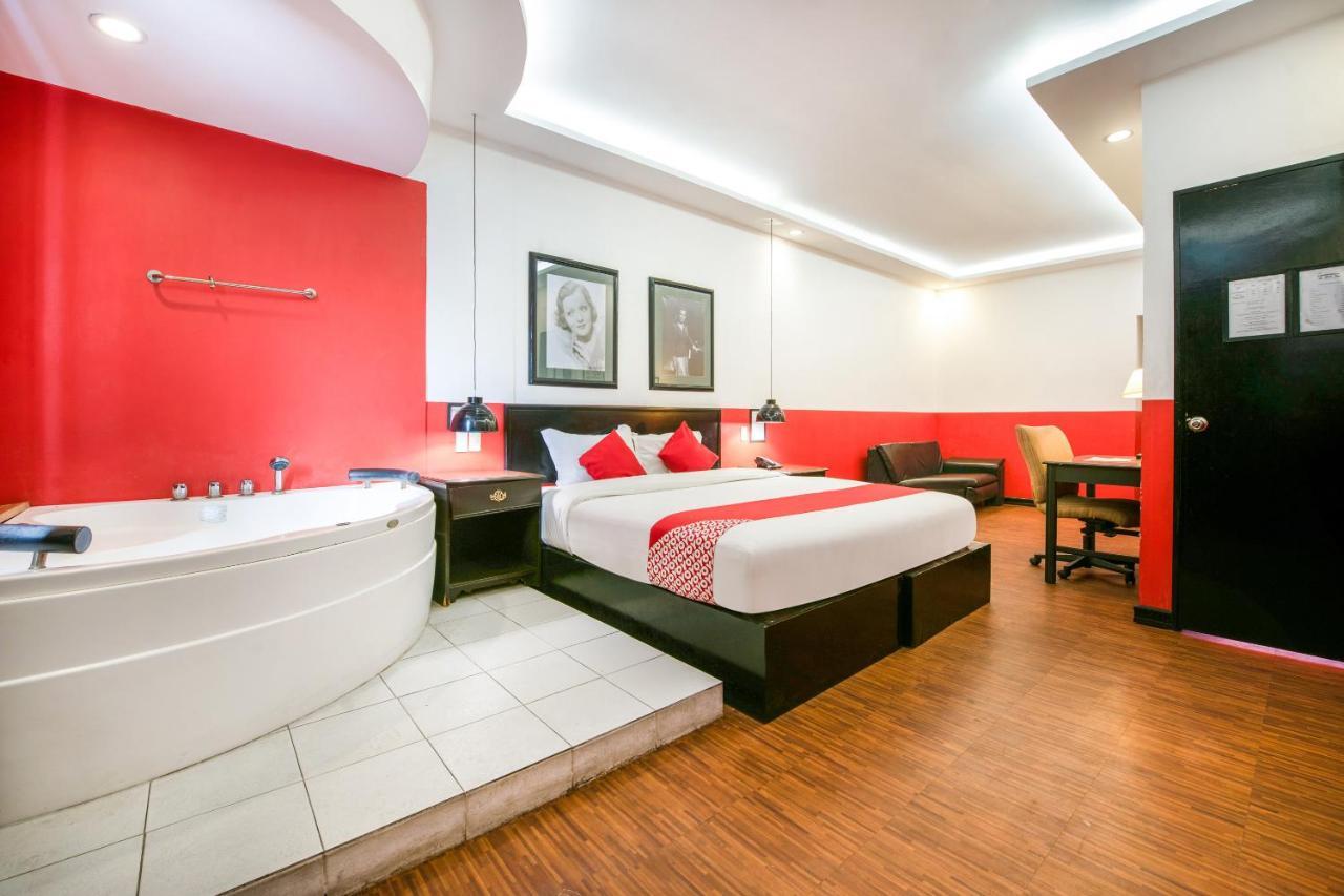 Oyo 432 Diamondwood Hotel 安吉利斯 外观 照片