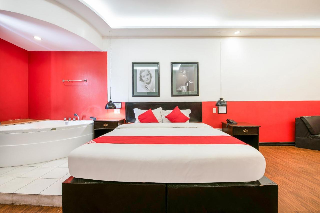 Oyo 432 Diamondwood Hotel 安吉利斯 外观 照片